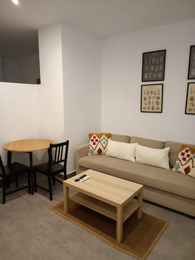 Ferienwohnung Complejo Pinta18 At1, At2 Y At3 Sevilla Exterior foto
